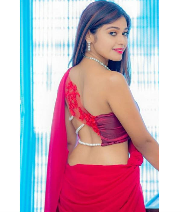 குவியும் போட்டோஸ்