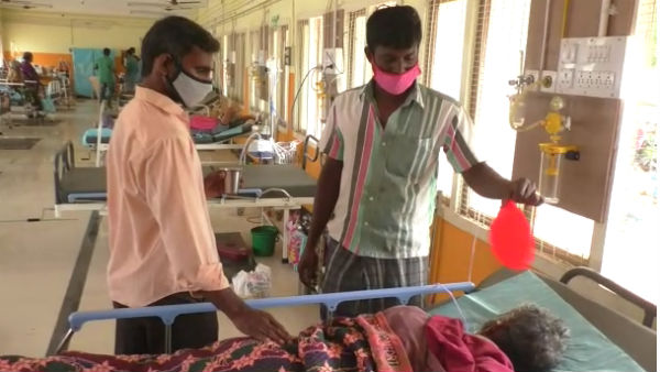 2 killed in Tirupur Government Hospital due to lack of oxygen due to power outag 2 killed in Tirupur Government Hospital due to lack of oxygen due to power outag