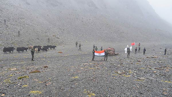 Indian Army returns 13 yaks to China in Arunachal Pradesh Indian Army returns 13 yaks to China in Arunachal Pradesh