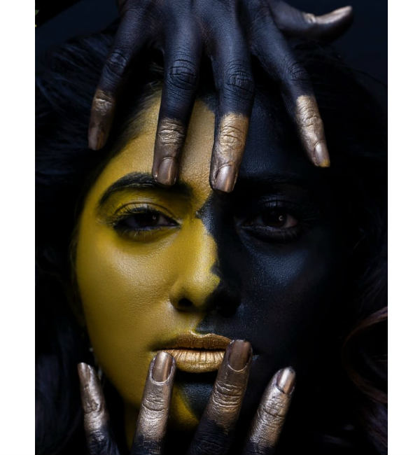 இப்படி ரிஸ்க் எடுக்கணுமா