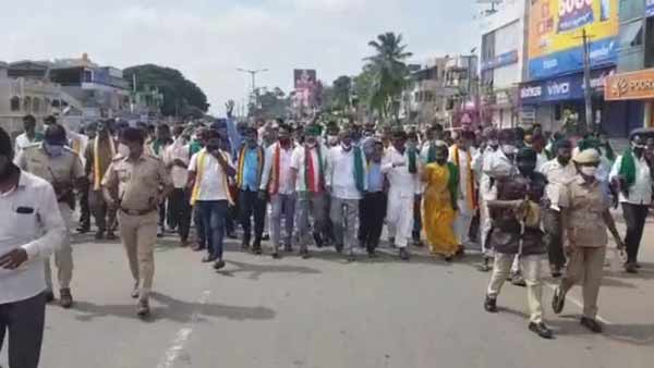 கட்சிகள் ஆதரவு