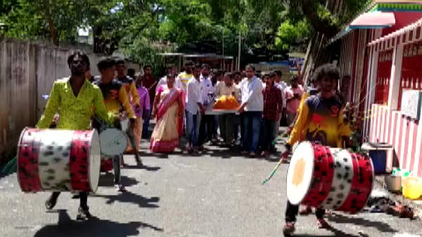 Coimbatore BJP made 70-kg laddoo ahead of PM Narendra Modis birthday Coimbatore BJP made 70-kg laddoo ahead of PM Narendra Modis birthday