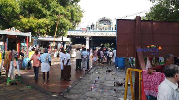 காத்திருந்து சாமி தரிசனம்