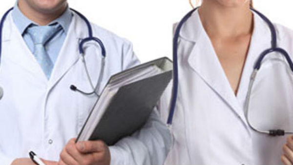 Doctors condemned scam in post graduate medical seats in Tamil Nadu private colleges Doctors condemned scam in post graduate medical seats in Tamil Nadu private colleges