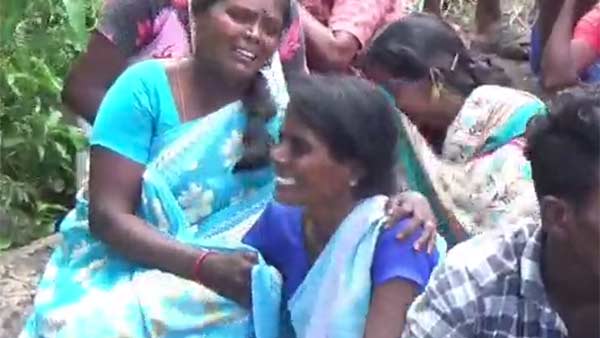 4 போலீசார் மீது வழக்குப்பதிவு