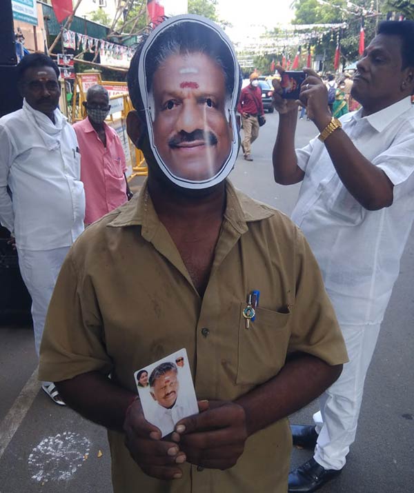 AIADMK General body meeting OPS supporters wearing masks AIADMK General body meeting OPS supporters wearing masks