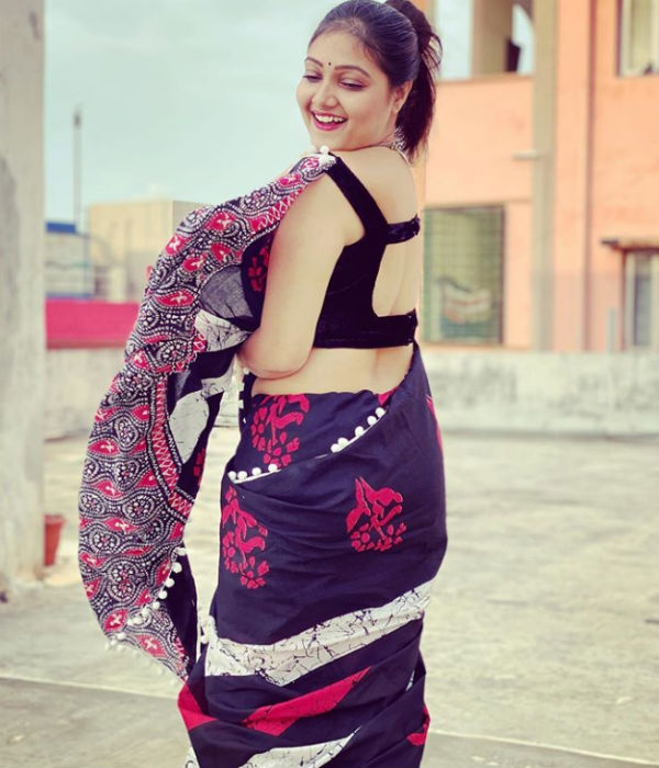 என்னா லுக்கு