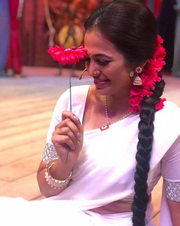 ரம்யாவின் நாணம்