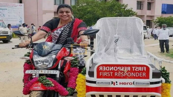 Roja mla Drived Bike ambulance in Nagari Roja mla Drived Bike ambulance in Nagari