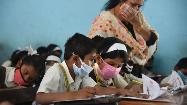 Students need the written permission of their parents - Central Government Students need the written permission of their parents - Central Government