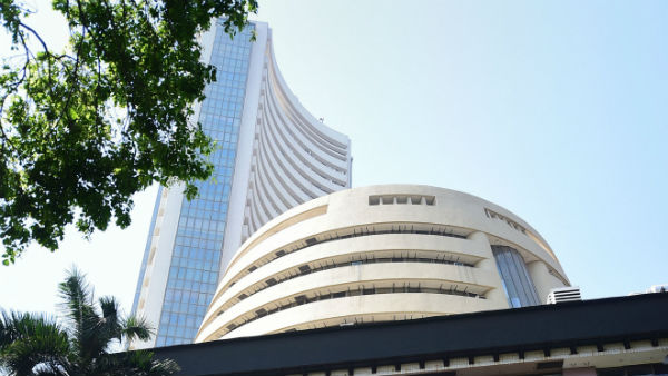 Investors lose Rs 2.12 lakh crore within minutes; sensex down 600 Investors lose Rs 2.12 lakh crore within minutes; sensex down 600