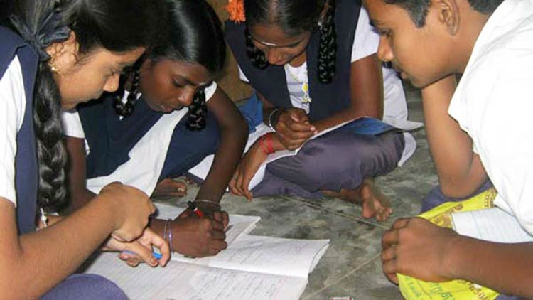 Kerala is one of the most educated states, Tamil Nadu is in 8th place Kerala is one of the most educated states, Tamil Nadu is in 8th place