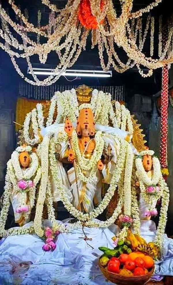 பச்சை சாத்தி தரிசன பலன்கள்