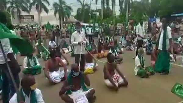 சுங்க சாவடி முற்றுகை முயற்சி