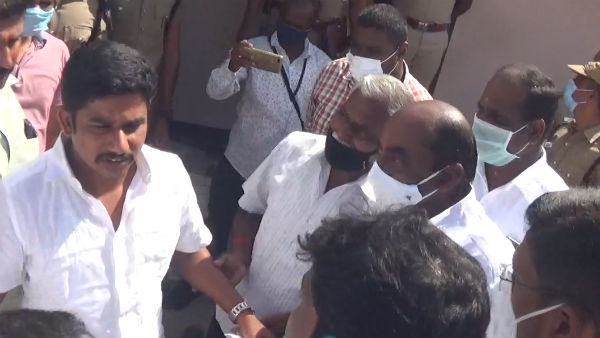 குமரவேல்