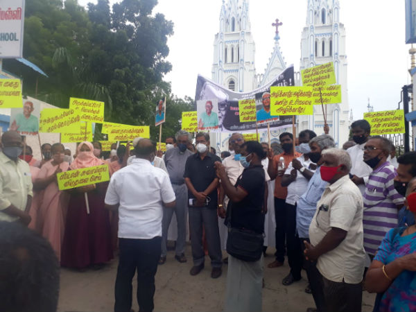 Yesu sabai stages protest against arrest of Father Stan Swamy Yesu sabai stages protest against arrest of Father Stan Swamy