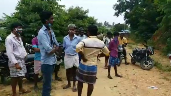 A 16-year-old girl was stabbed by a youth, He committed suicide by hanging A 16-year-old girl was stabbed by a youth, He committed suicide by hanging