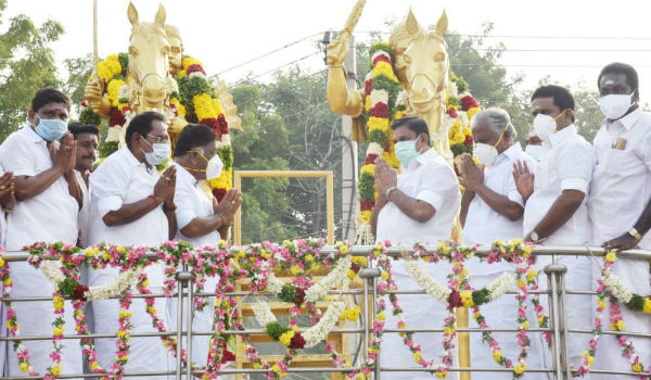 Edappadi Palaniswami paid tribute at Muthuramalinga Thevar Memorial Edappadi Palaniswami paid tribute at Muthuramalinga Thevar Memorial