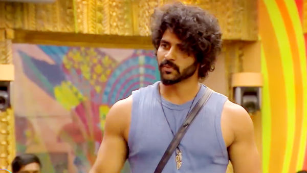 ரியோவுக்கு பல்பு
