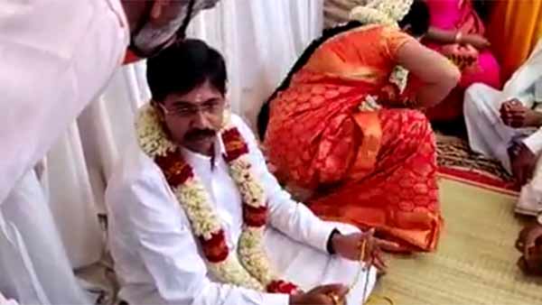 மணமேடை