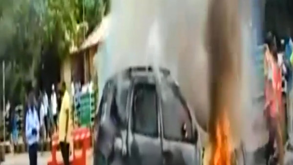 Running cars catches fire in TN Running cars catches fire in TN
