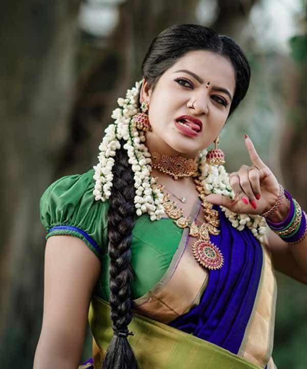 சூடான முத்தம்