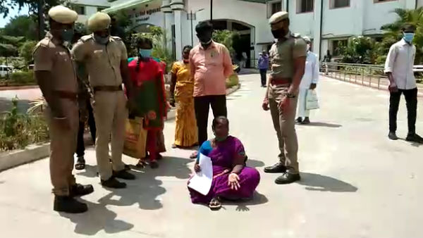 Woman stage protest in Coimbatore collector office Woman stage protest in Coimbatore collector office