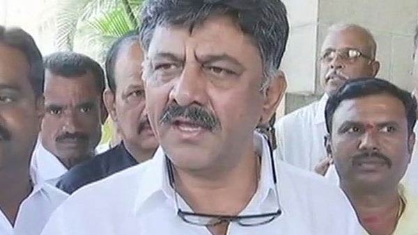 தொண்டர்கள் ஆவேசம்