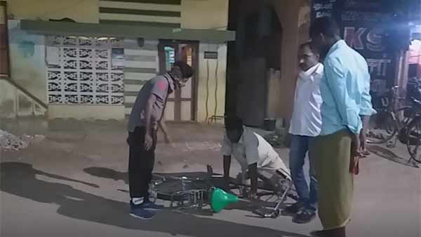 வீராப்பு வேற