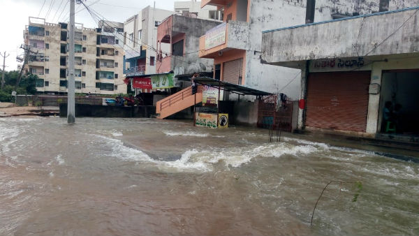 Hyderabad rains: Two-day holiday declared, citizens to not come out of their home Hyderabad rains: Two-day holiday declared, citizens to not come out of their home