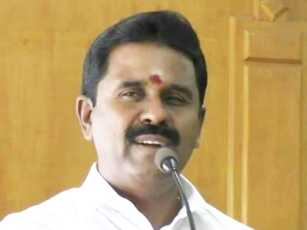அமைச்சர் மீது சாடல்