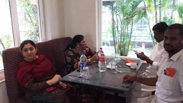குஷ்பு கைது