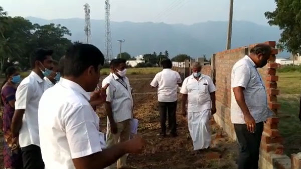 Non-standard built perimeter wall in Namakkal District Pavithram Govt School Non-standard built perimeter wall in Namakkal District Pavithram Govt School