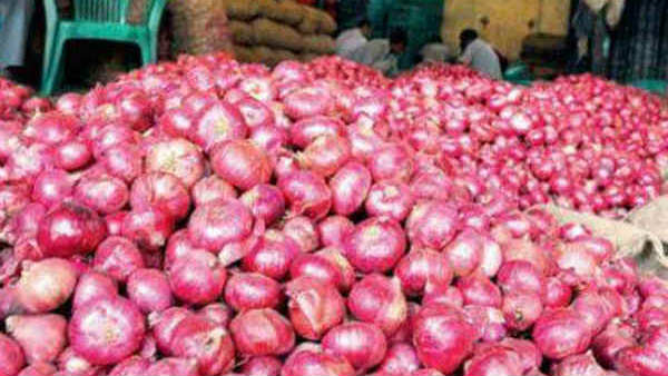 வெங்காயம் விலையும் ஏறிவிட்டது