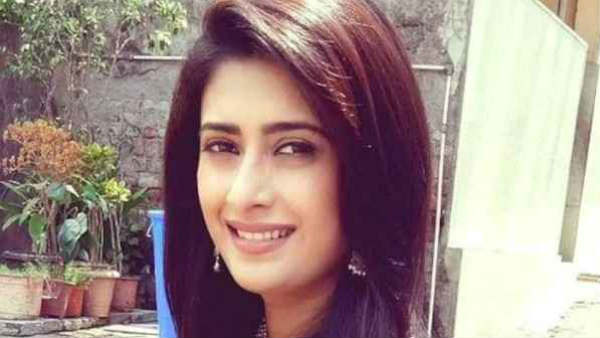 TV actor Preetika Chauhan arrested by NCB TV actor Preetika Chauhan arrested by NCB