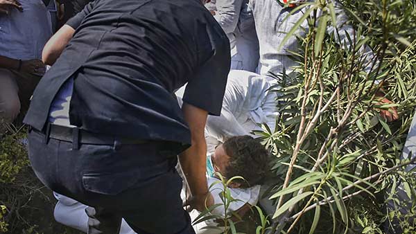 Rahul Gandhi was pushed to the ground security personnel didnt react Rahul Gandhi was pushed to the ground security personnel didnt react