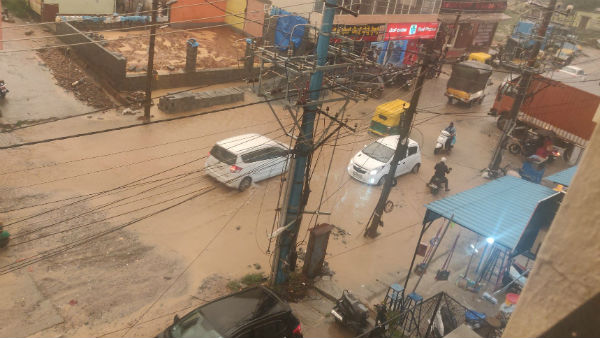 Rain lashes Bangalore since today evening Rain lashes Bangalore since today evening