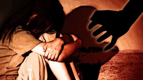 UP Girls Mutilated Body Found In Field, Family Alleges Rape UP Girls Mutilated Body Found In Field, Family Alleges Rape