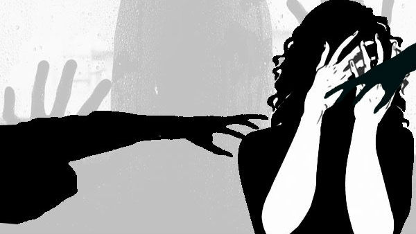 Hathras in Gujarat.. 15 year old girl gang raped by Four Youths Hathras in Gujarat.. 15 year old girl gang raped by Four Youths