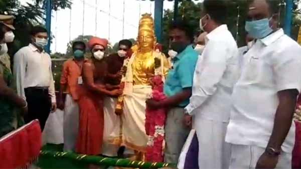 Sadhaya Vizha’ for King Raja Raja Cholan in low key Sadhaya Vizha’ for King Raja Raja Cholan in low key