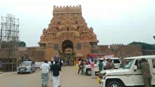 Sadhaya Vizha’ for King Raja Raja Cholan in low key Sadhaya Vizha’ for King Raja Raja Cholan in low key