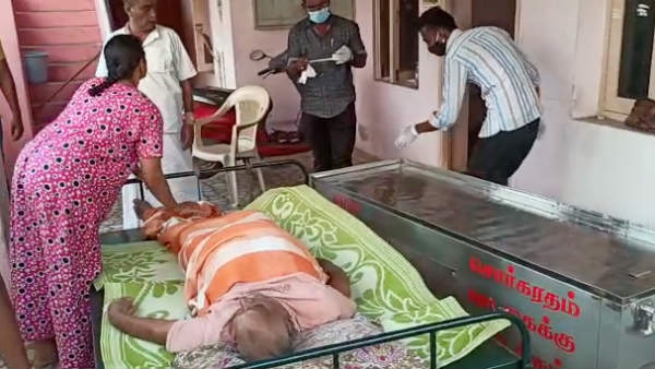 குளிர்சாதன பெட்டியில் துடித்த முதியவர்
