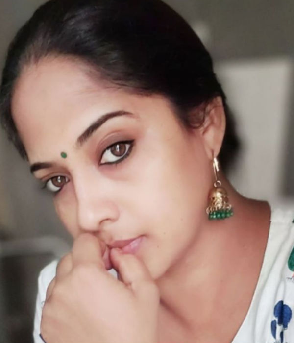 விஷாலுக்கு குரல்