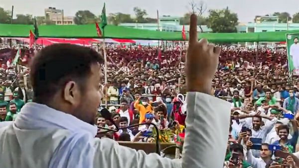 திரும்பிய 32 லட்சம் பீகாரிகள்