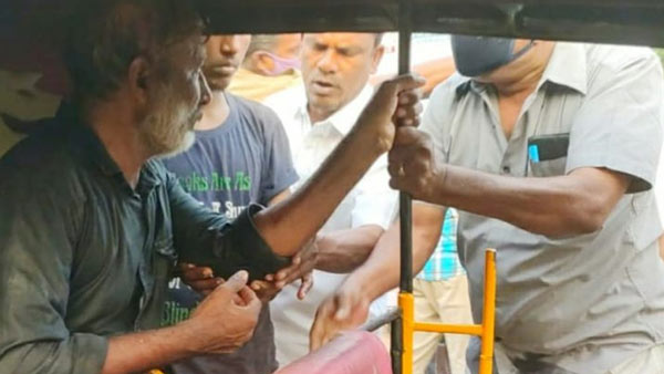 Thirumavalavan supporter attempted to fire bath in Trichy Thirumavalavan supporter attempted to fire bath in Trichy