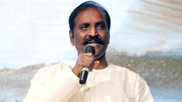 Vairamuthu urges TN Governor to approve 7.5% quota Bill Vairamuthu urges TN Governor to approve 7.5% quota Bill