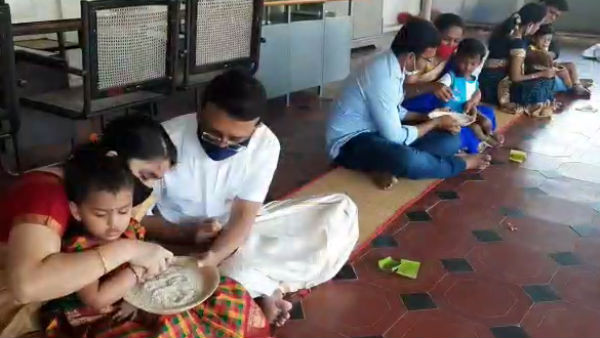 Vijayadasamy enthusiastic celebration: Vidyarambam commotion for children in temples Vijayadasamy enthusiastic celebration: Vidyarambam commotion for children in temples