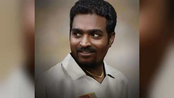 தமிழர் உணர்வுகளை சாகடித்த முரளி
