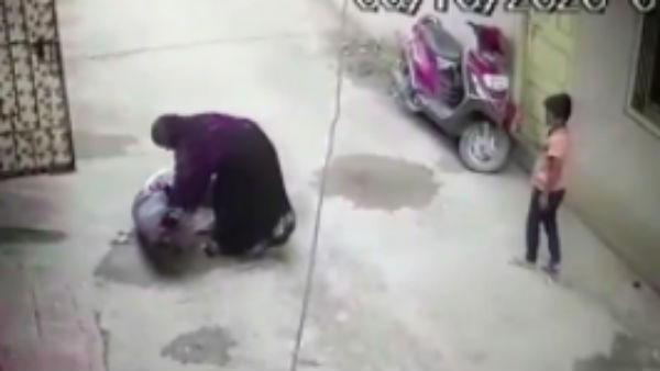 மாமியாரை தாக்கிய மருமகள்