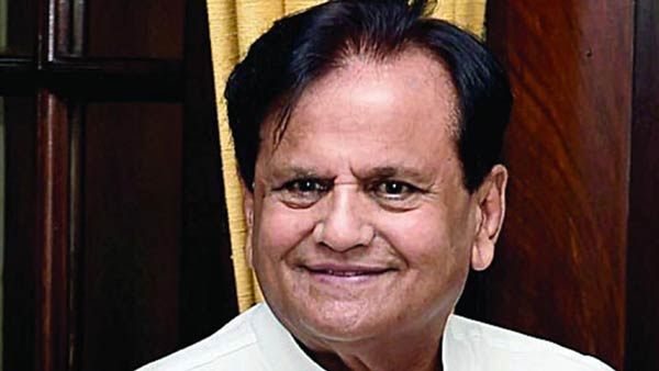 Senior Congress leader Ahmed Patel dies at 71 after Covid infection Senior Congress leader Ahmed Patel dies at 71 after Covid infection